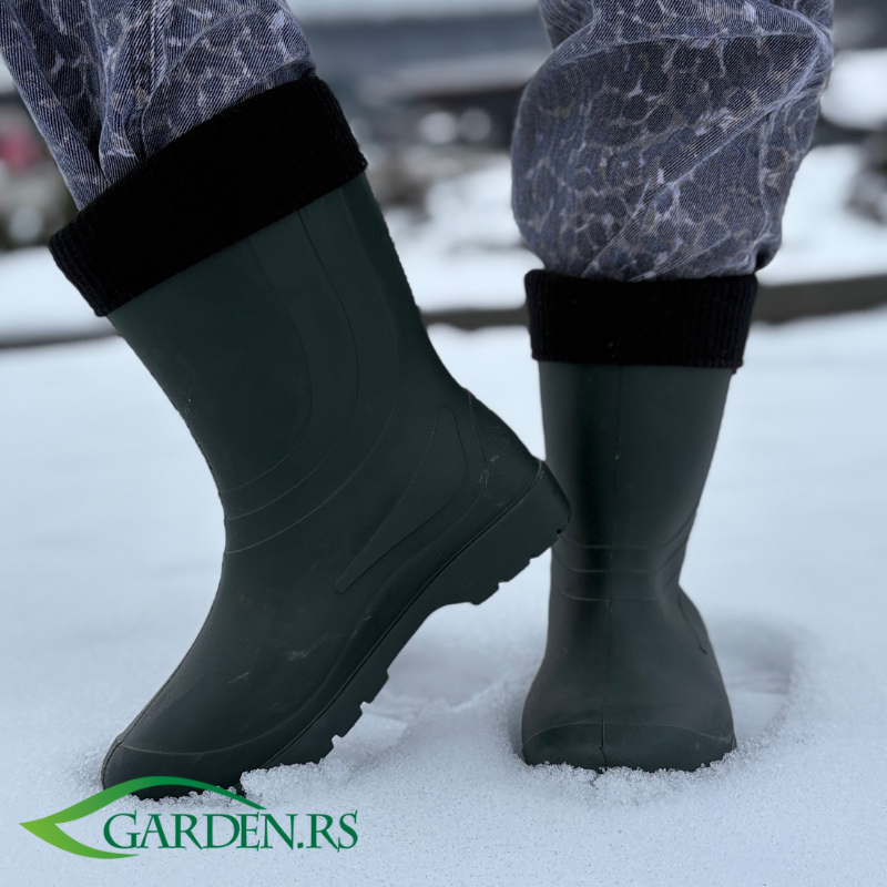 Gumene čizme plitke